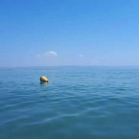 Апартамент Рени Pomorie