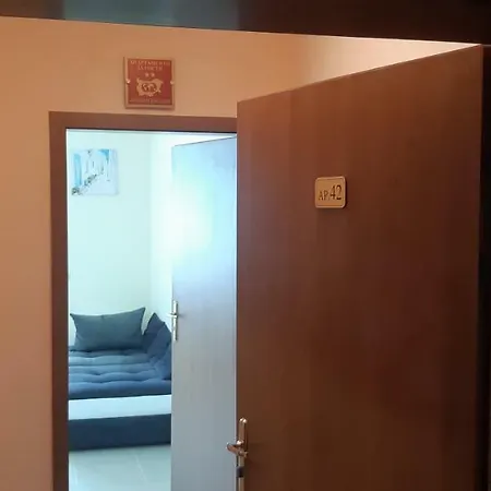 Апартамент Рени Apartmán